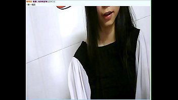 webcam in masturbing Girl masterbate secret